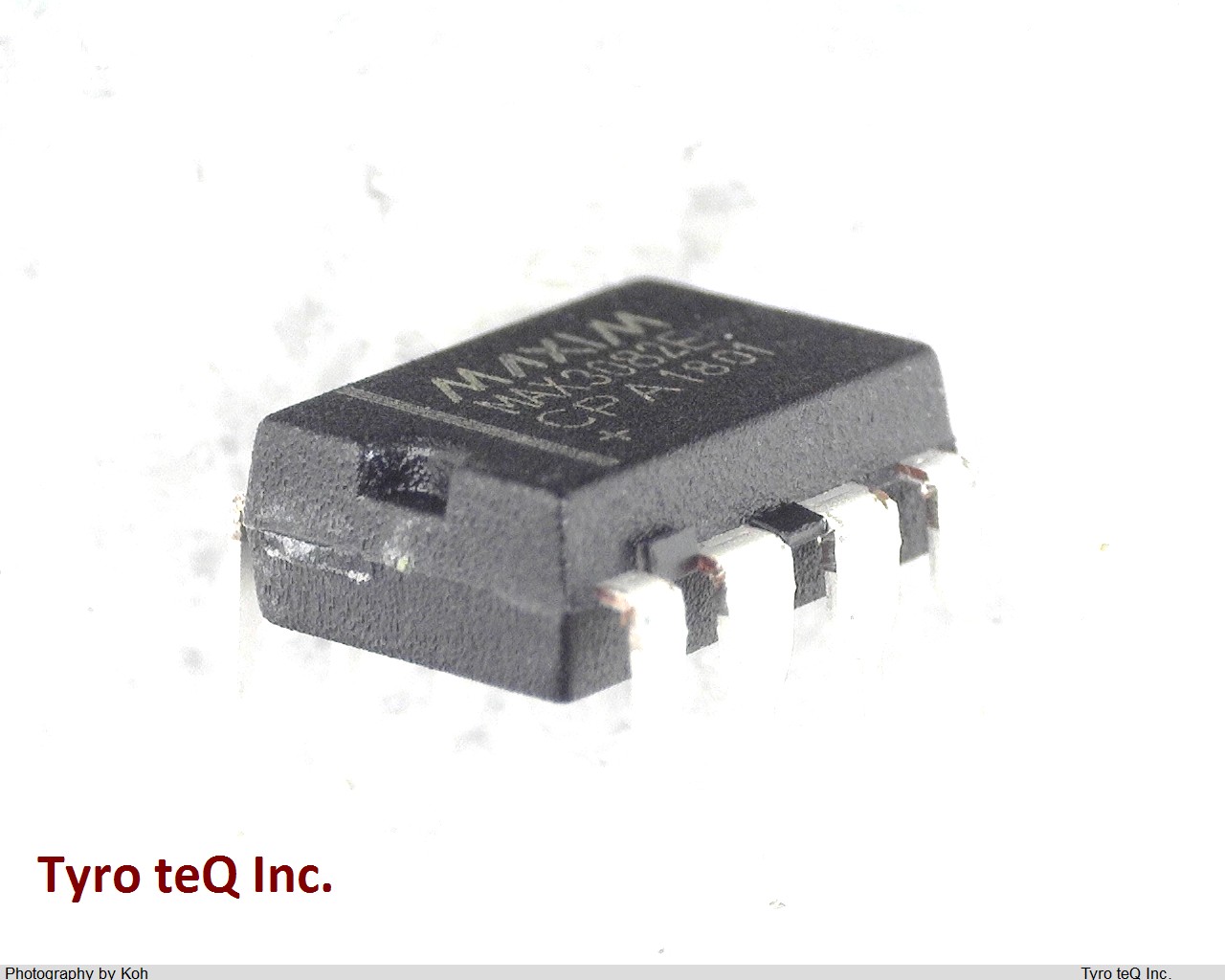 MAX3082ECPA
