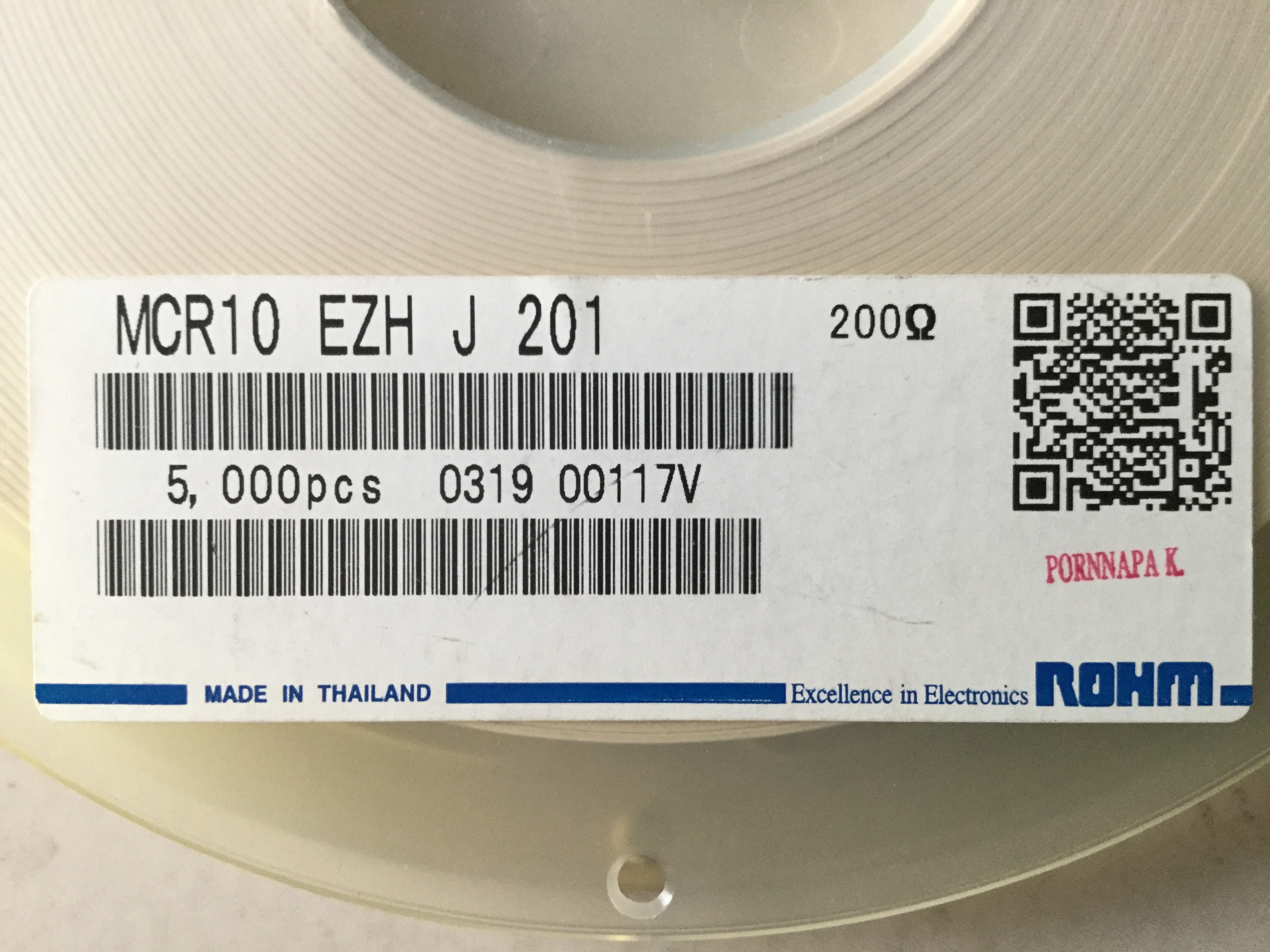 MCR10EZHJ201