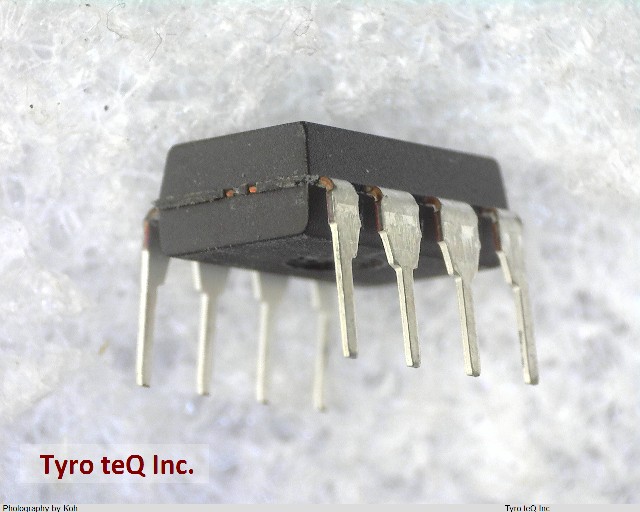NJM2073D