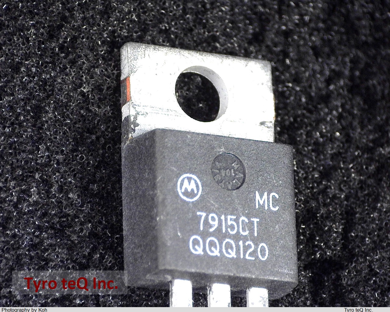 MC7915CT