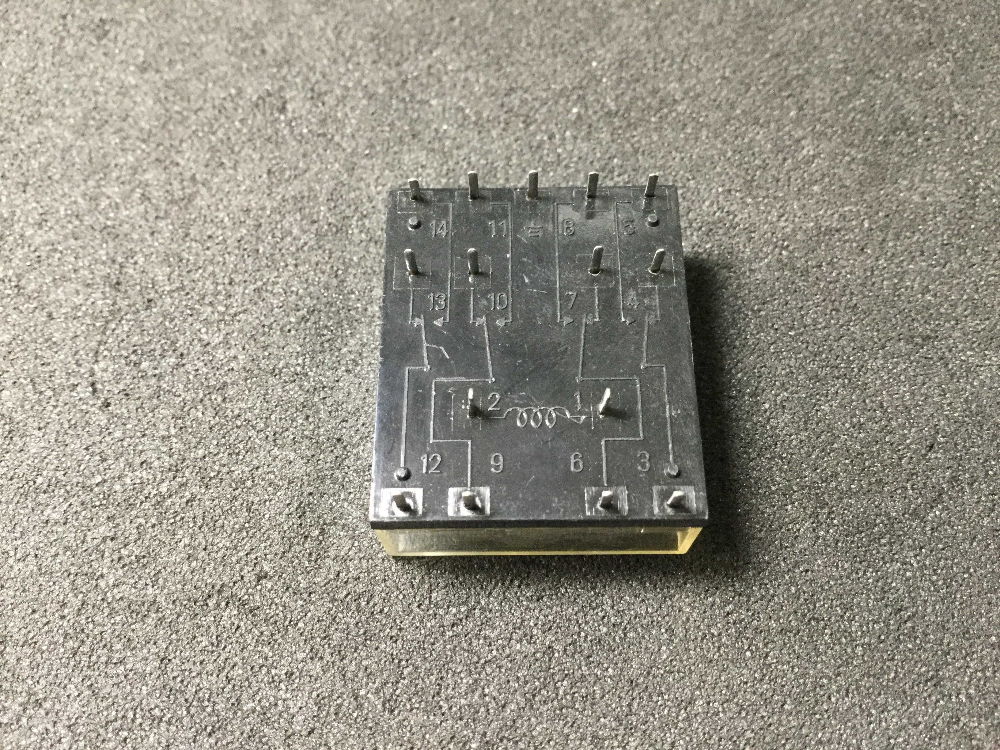 NF4-12V