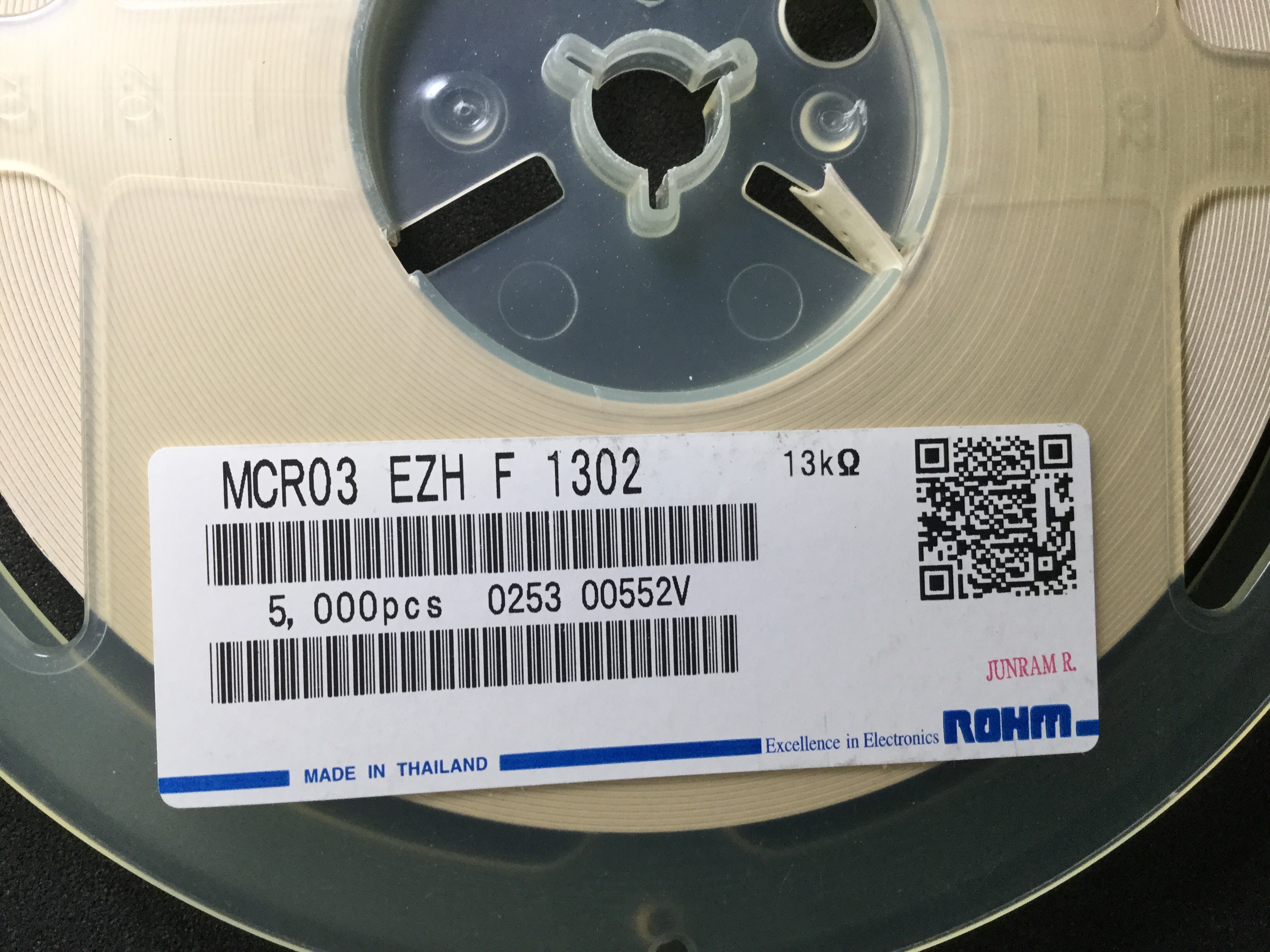 MCR03EZHF1302