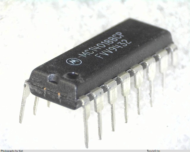 MC14018BCP