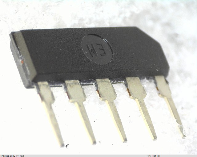 M51957B