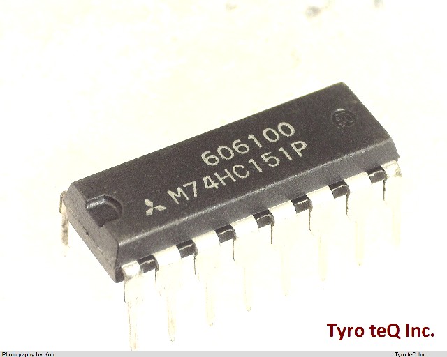 M74HC151P