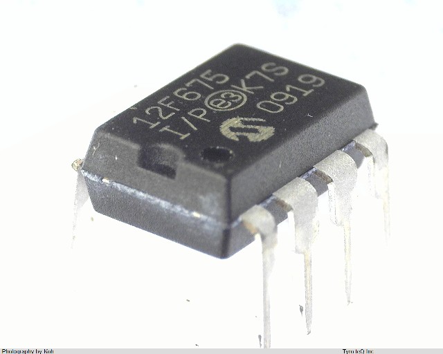 PIC12F675-I/P