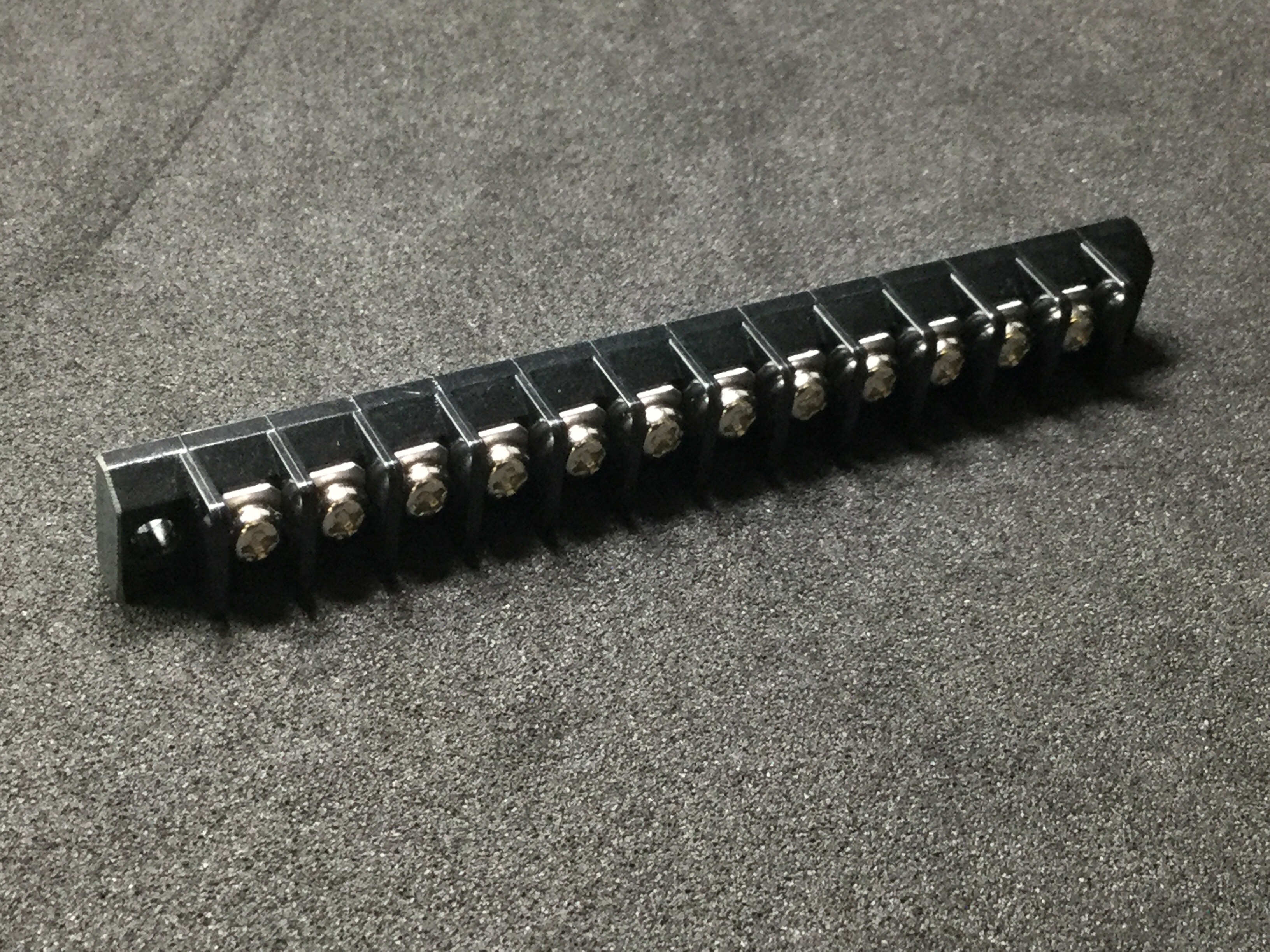 M106A-12P