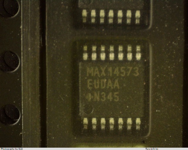 MAX14573EUD+T