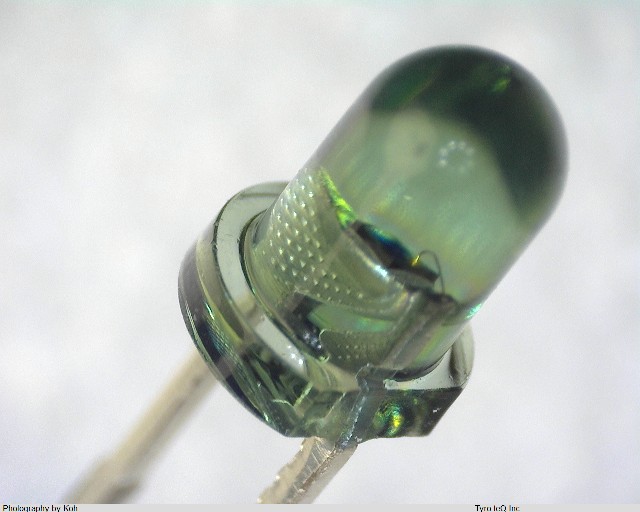 NJL7502L