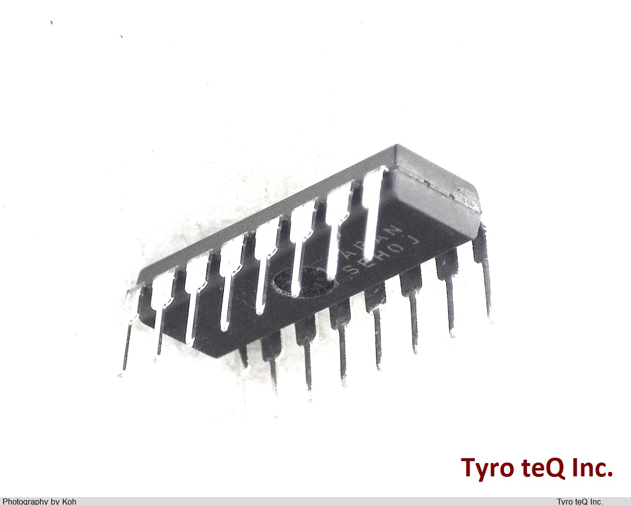 MC14585BCP