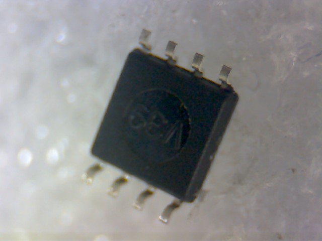 NJM072M