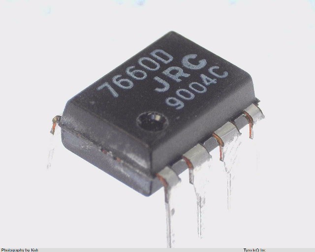 NJU7660D