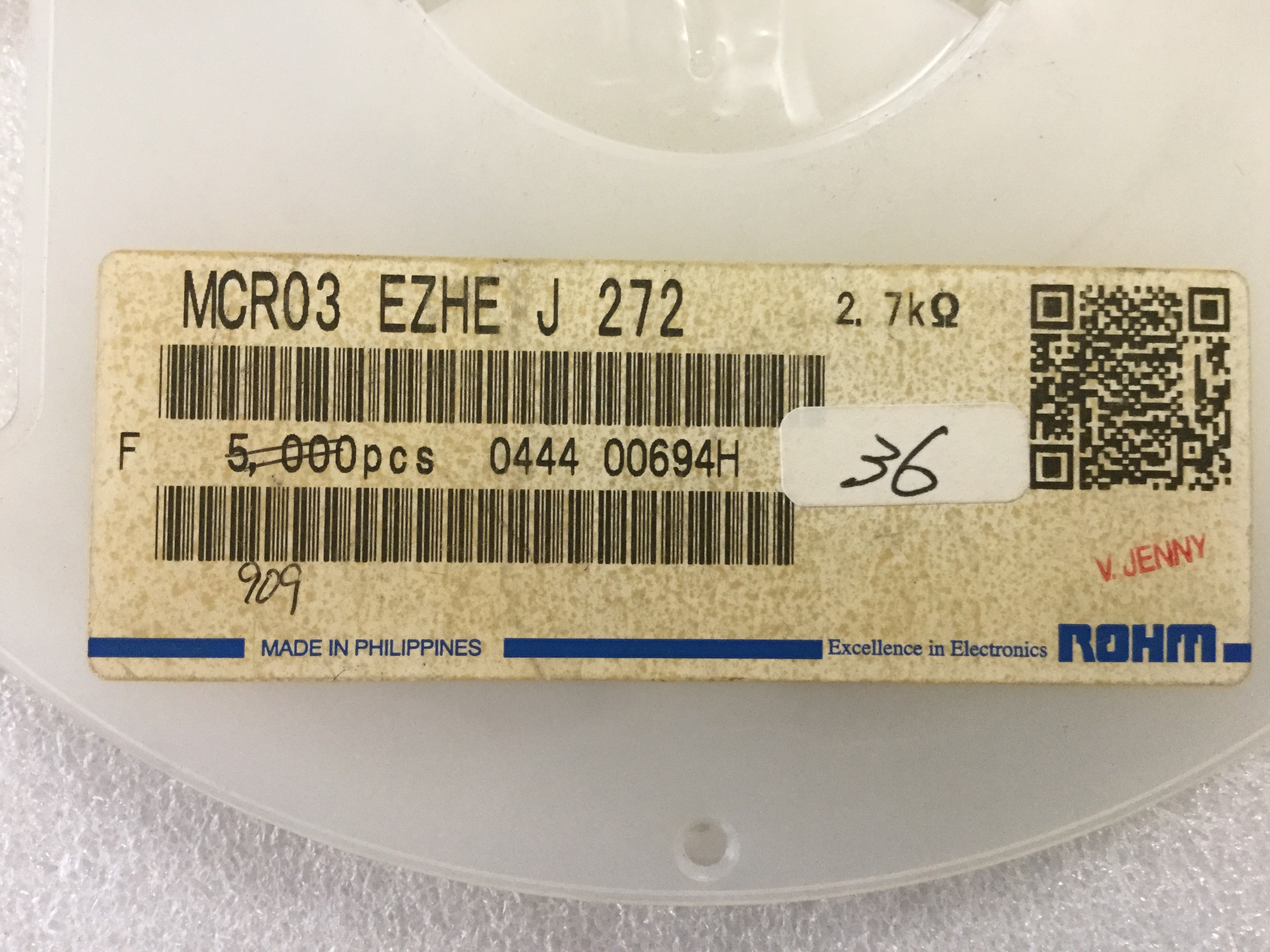 MCR03EZHEJ272
