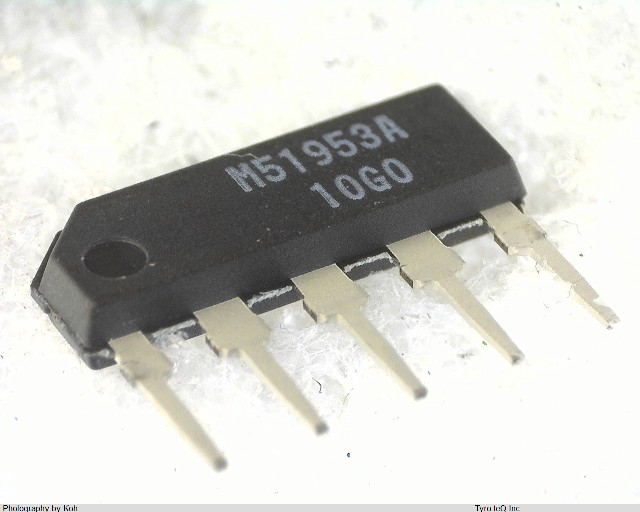 M51953AL