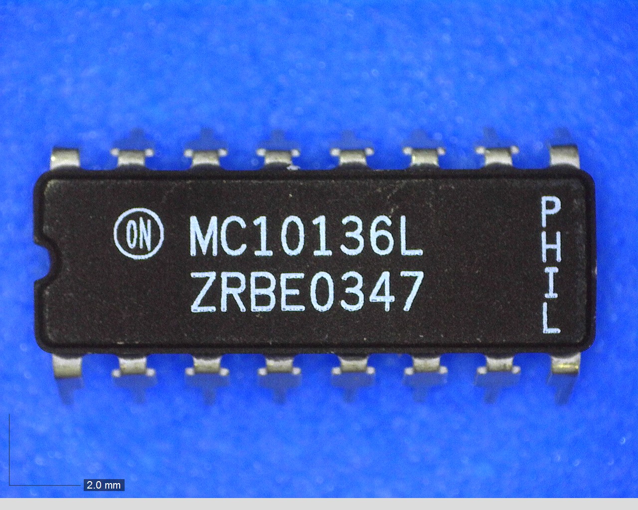 MC10136L