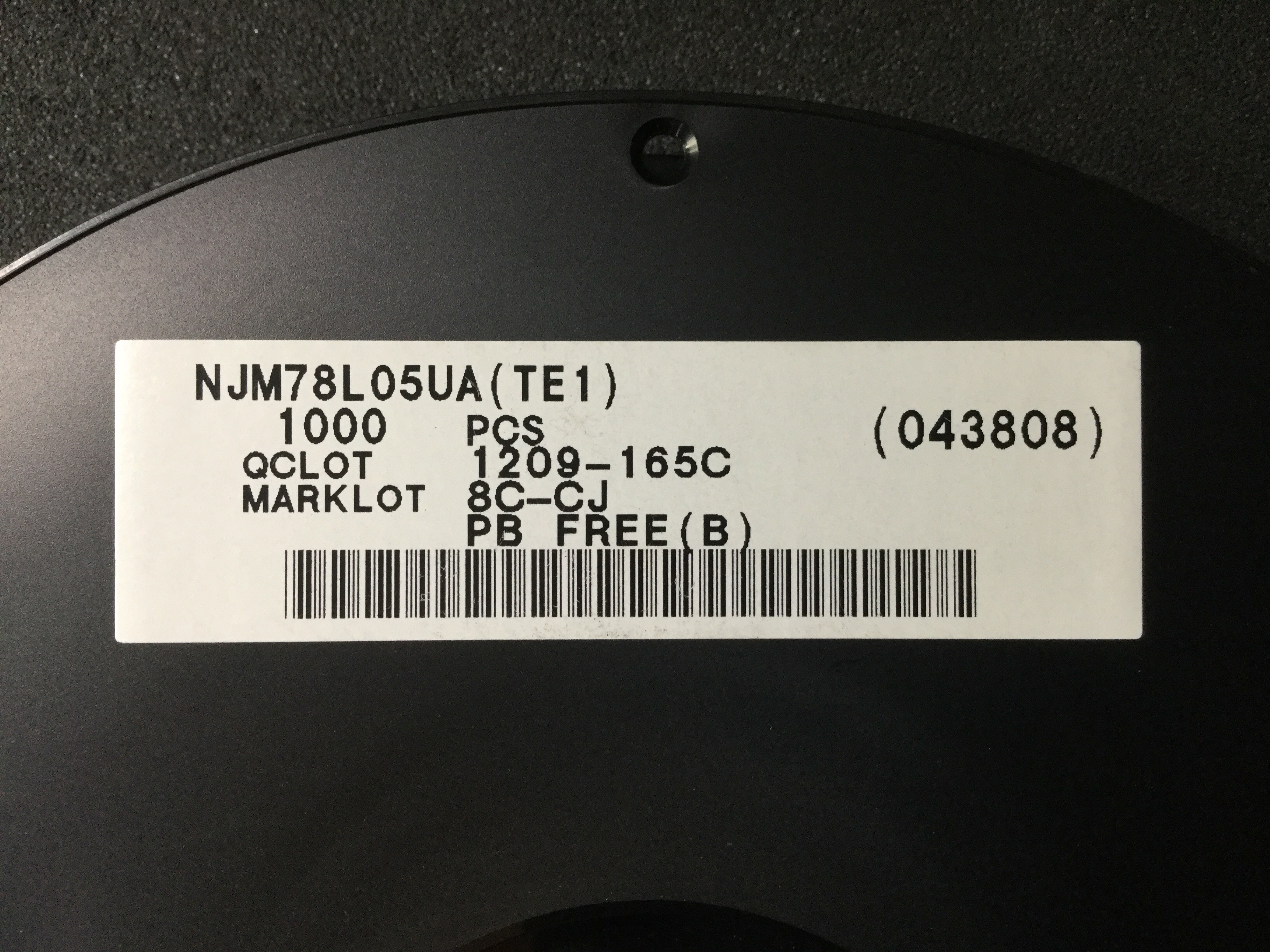 NJM78L05UA(TE1)