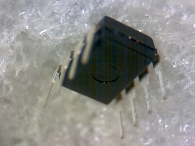 NJM386D