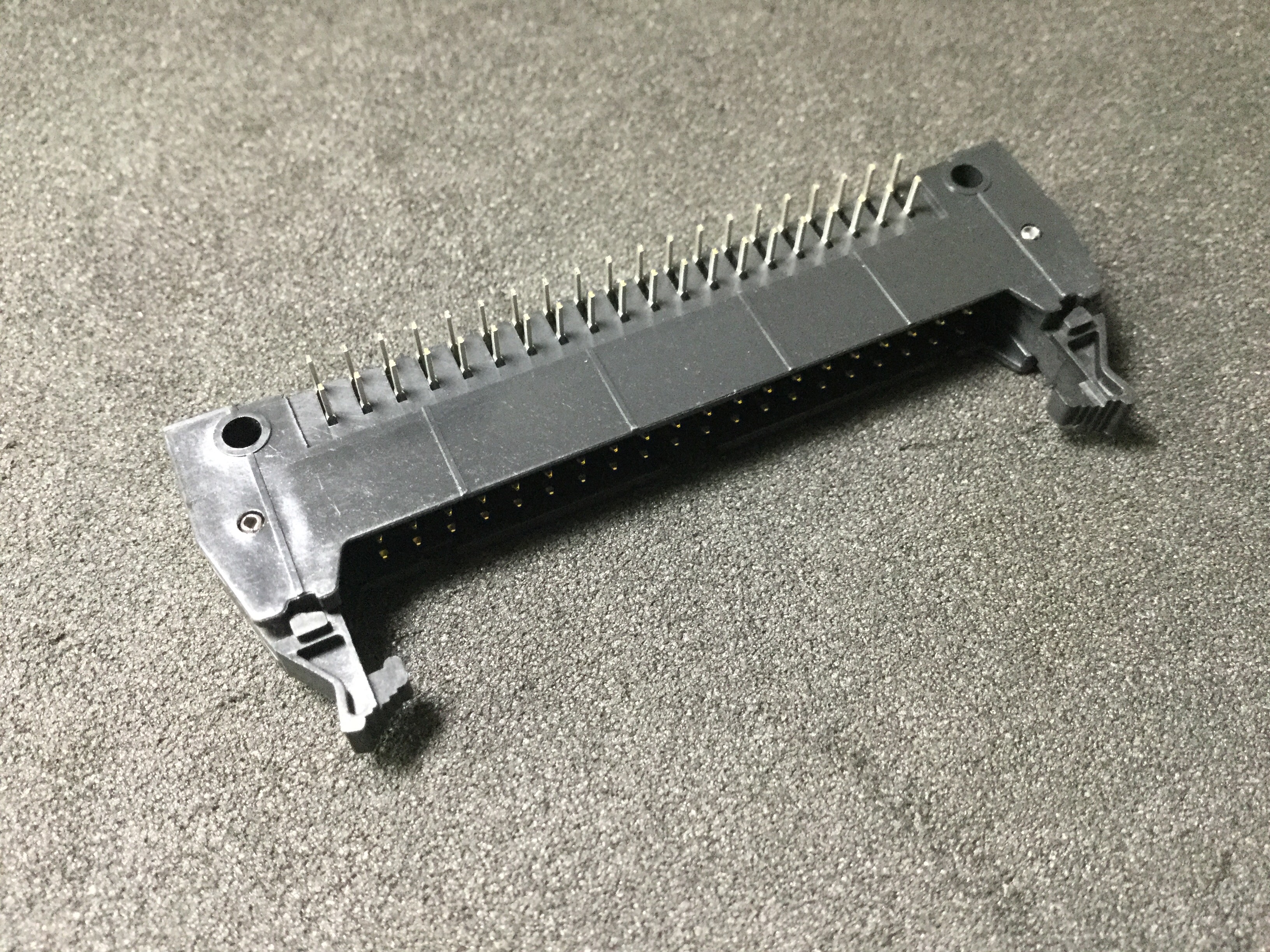 PS-40PE-D4LT1-M1E