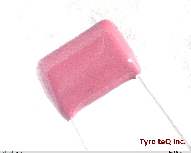 QXK2E104KTP