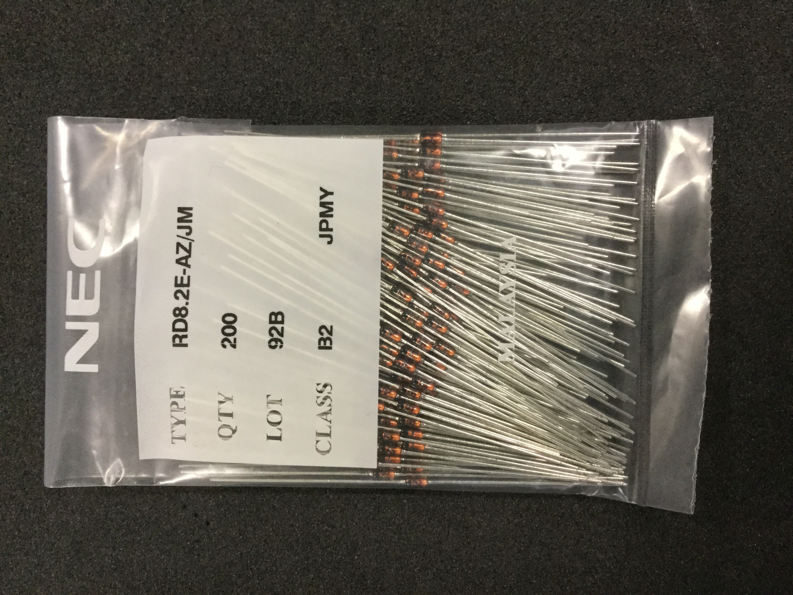 RD8.2E-AZ B2