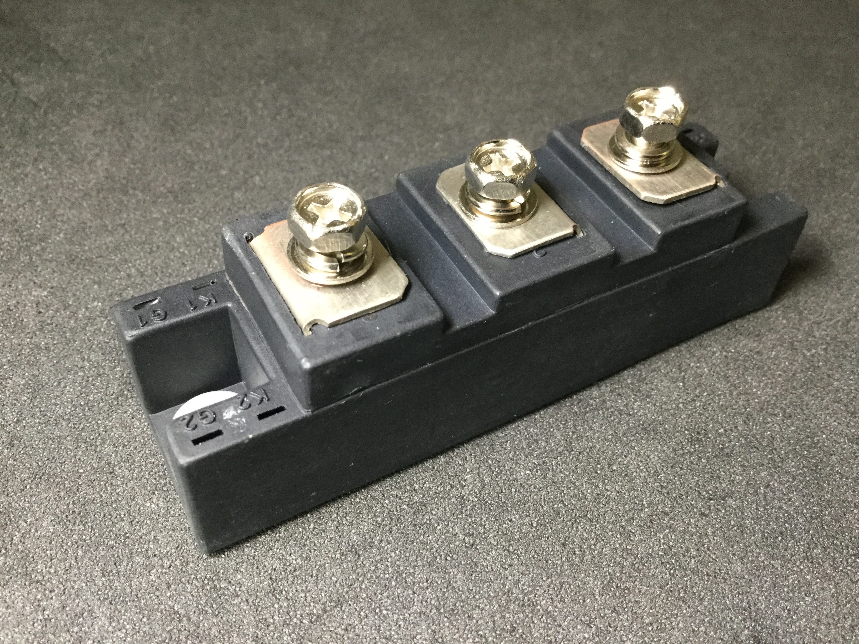 RM30DZ-H