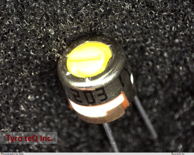 RJ-4EW203