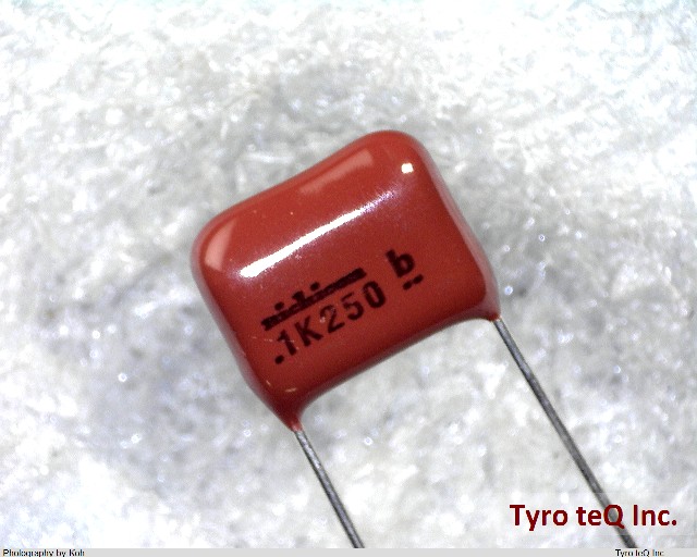 QXK2E104KTPTZH