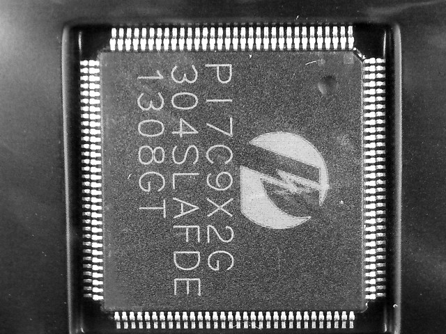 PI7C9X2G304SLAFDEX