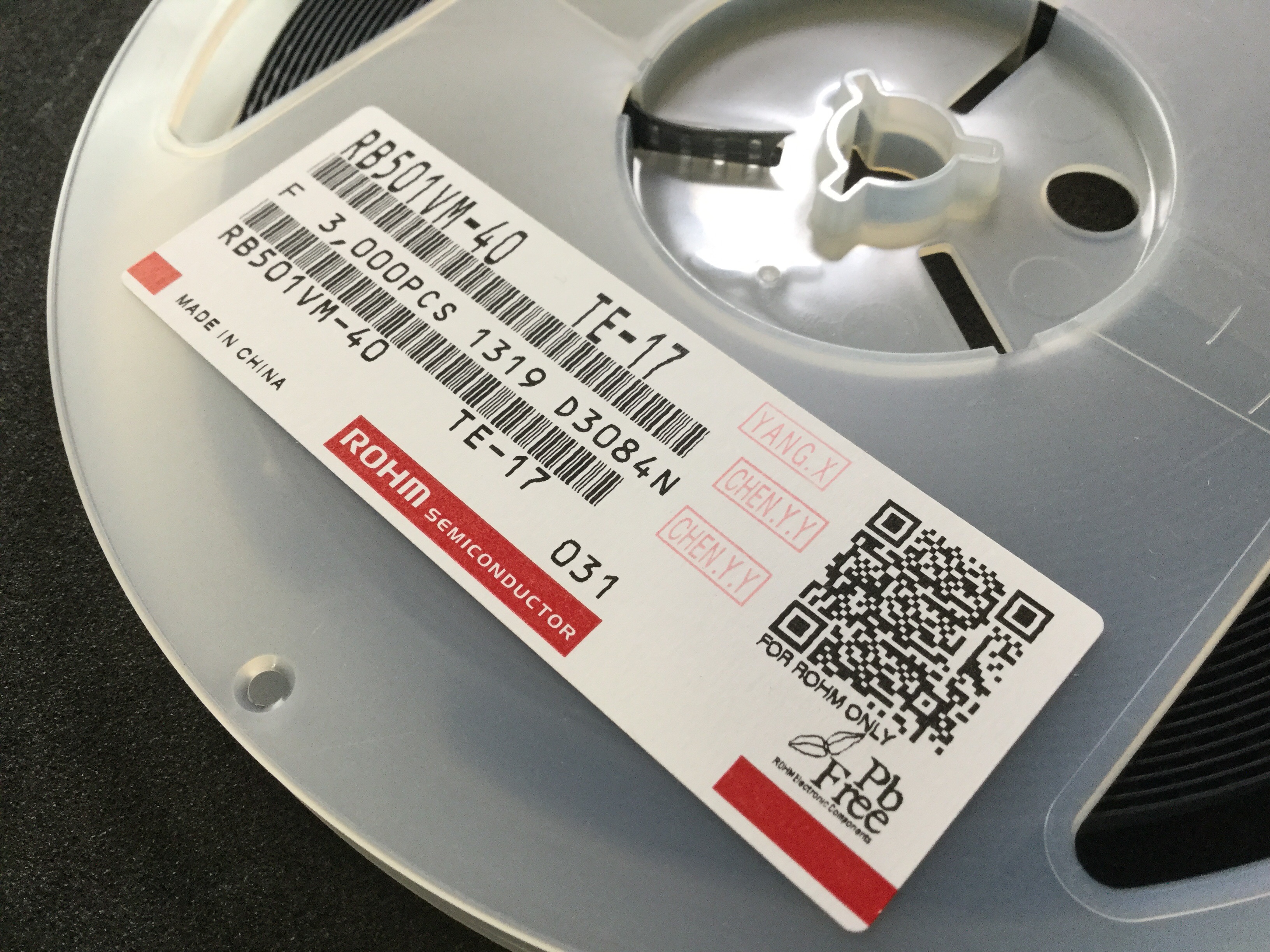 RB501VM-40TE-17
