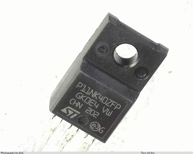 P11NK40ZFP