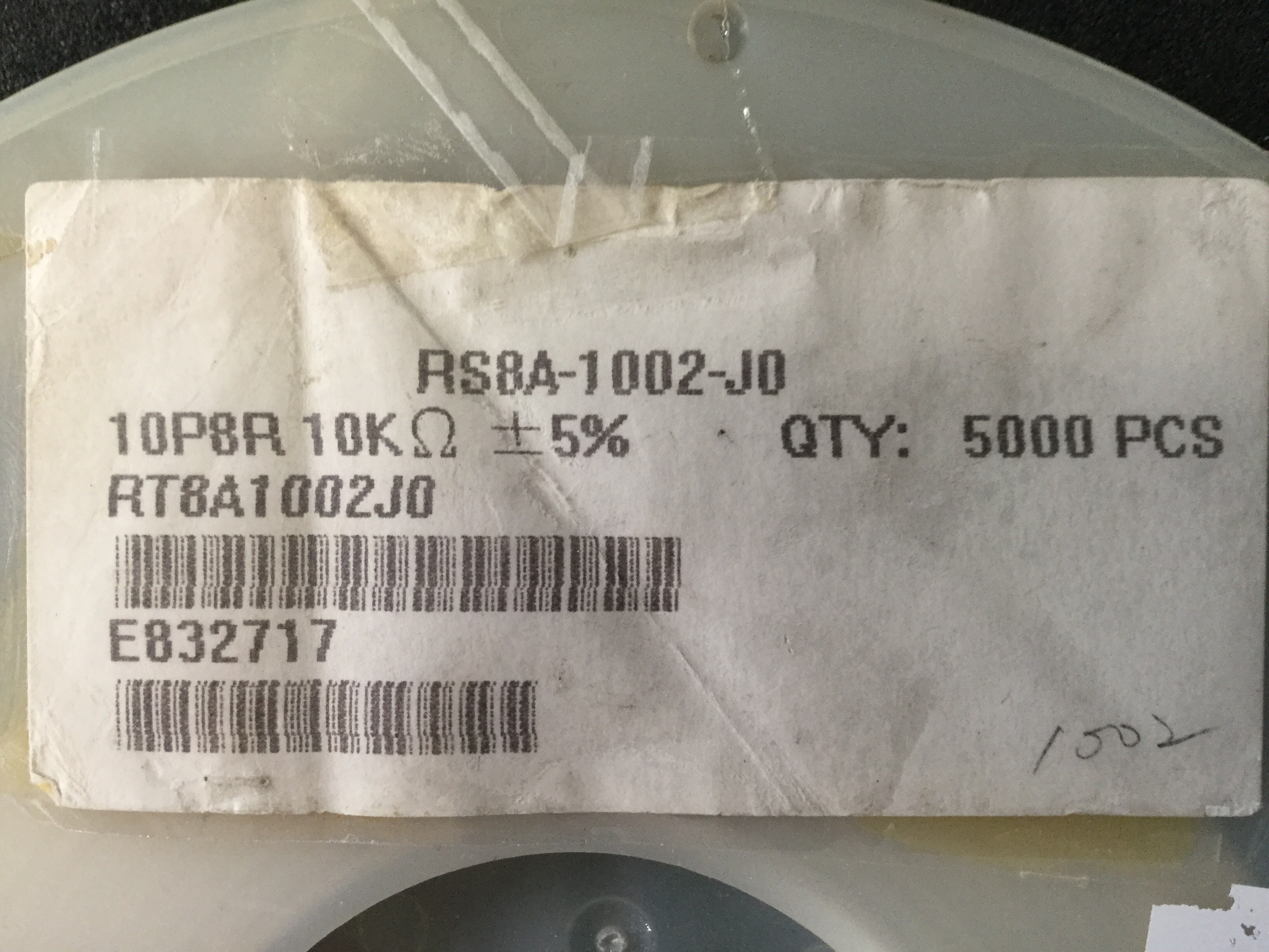 RA8A1632-103J