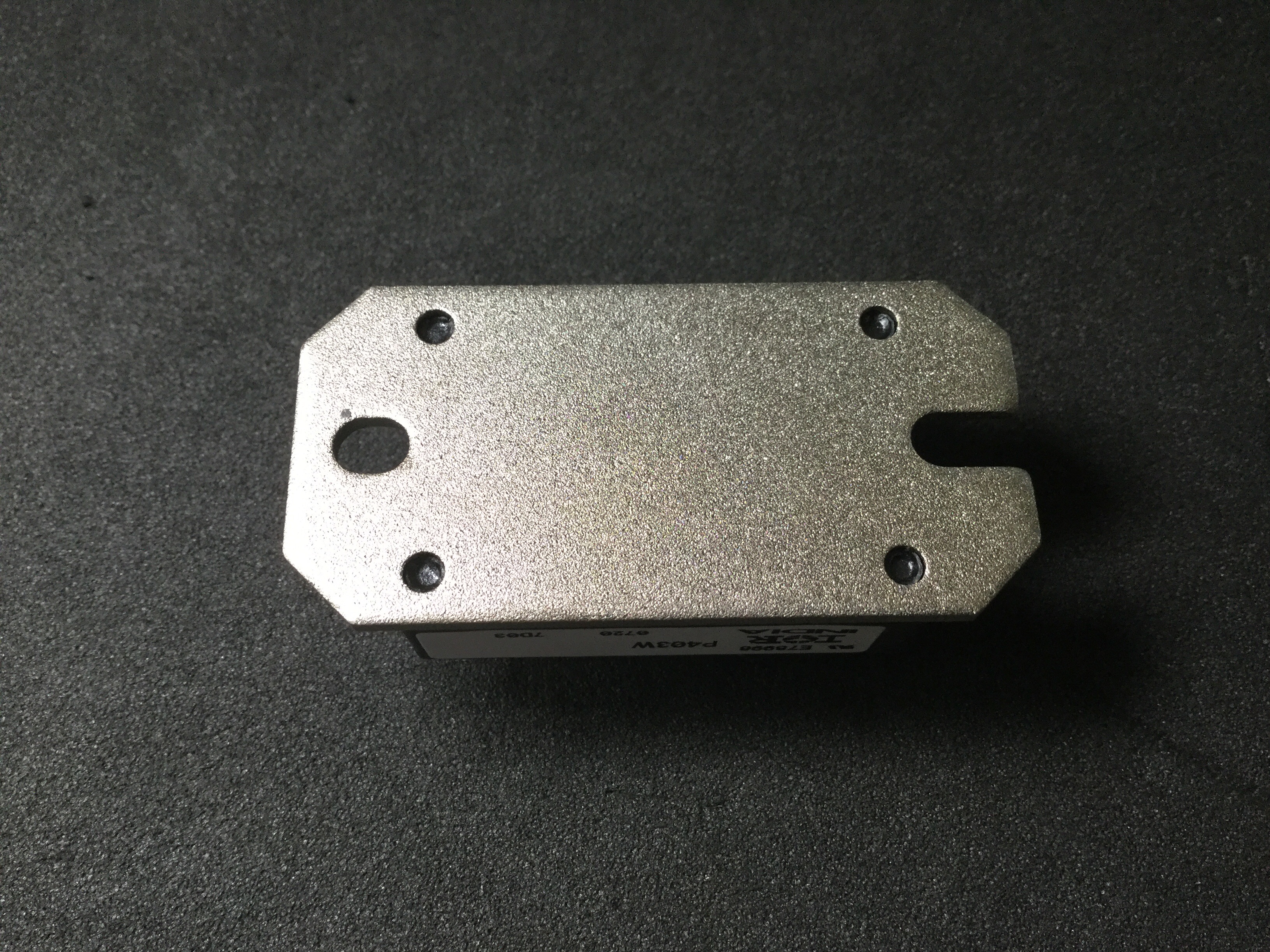 P403W