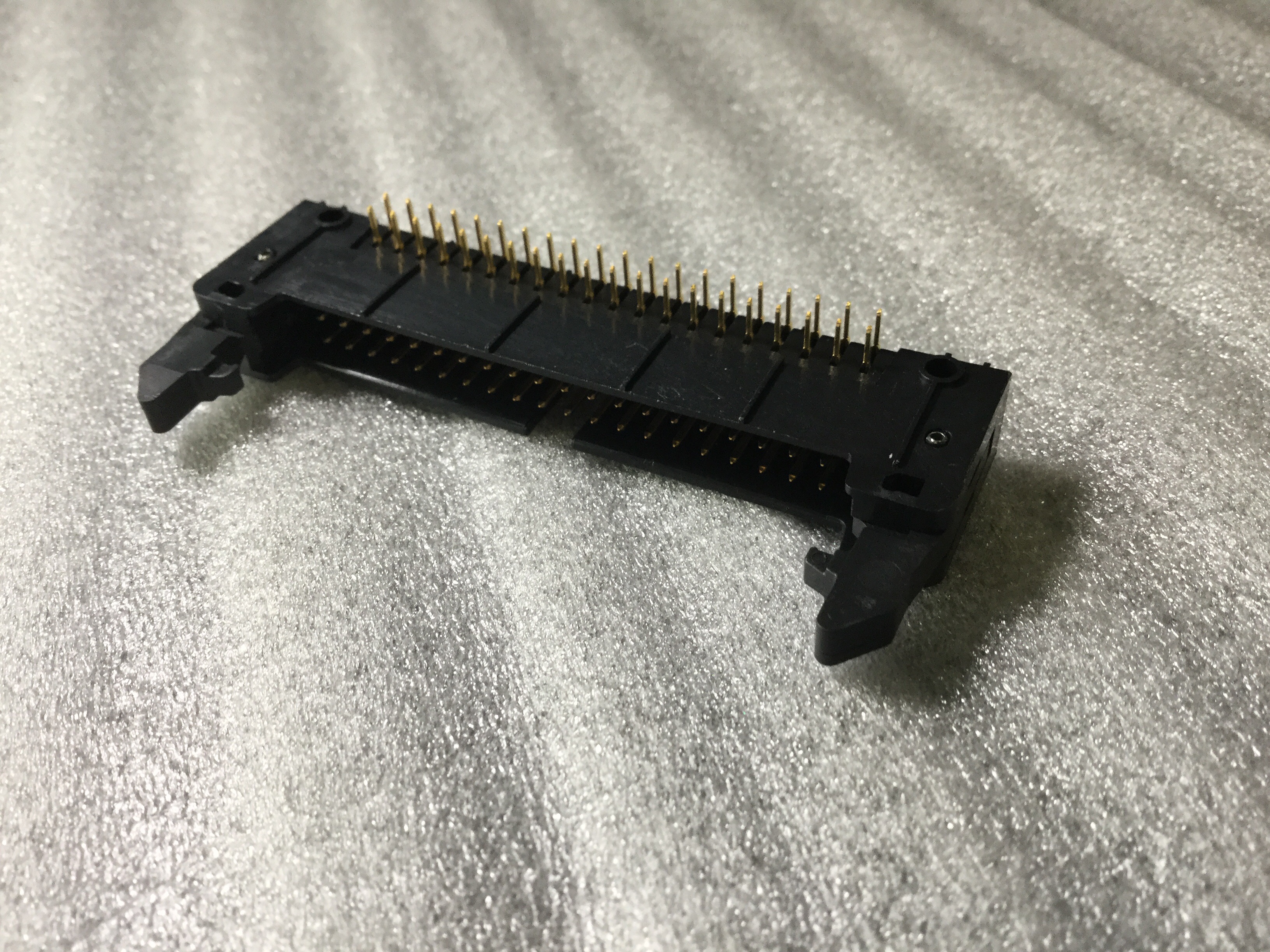 PS-40PE-D4LT1-LP1
