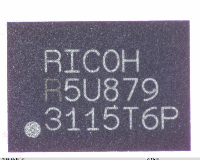 R5U879