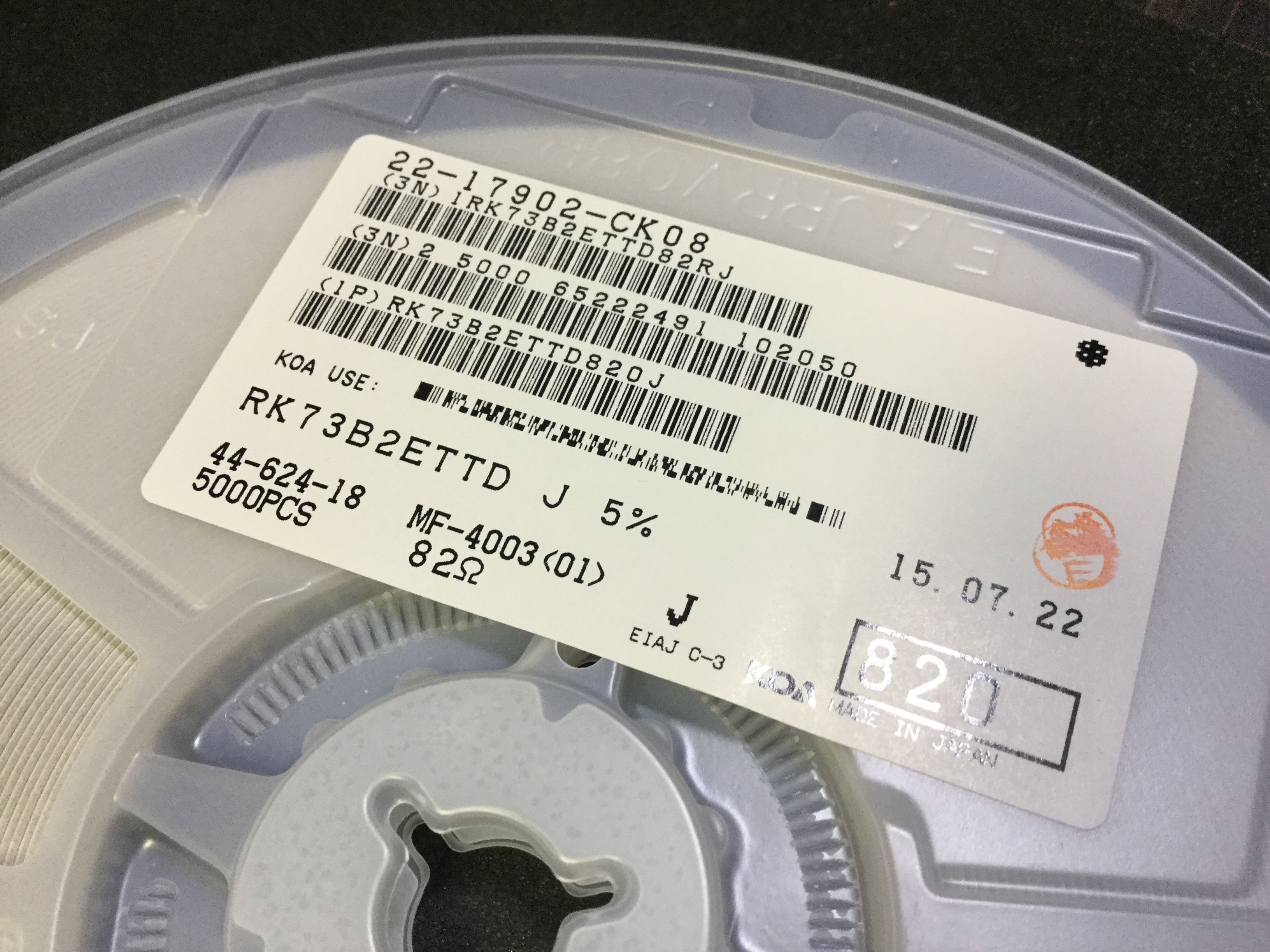 RK73B2ETTD820J