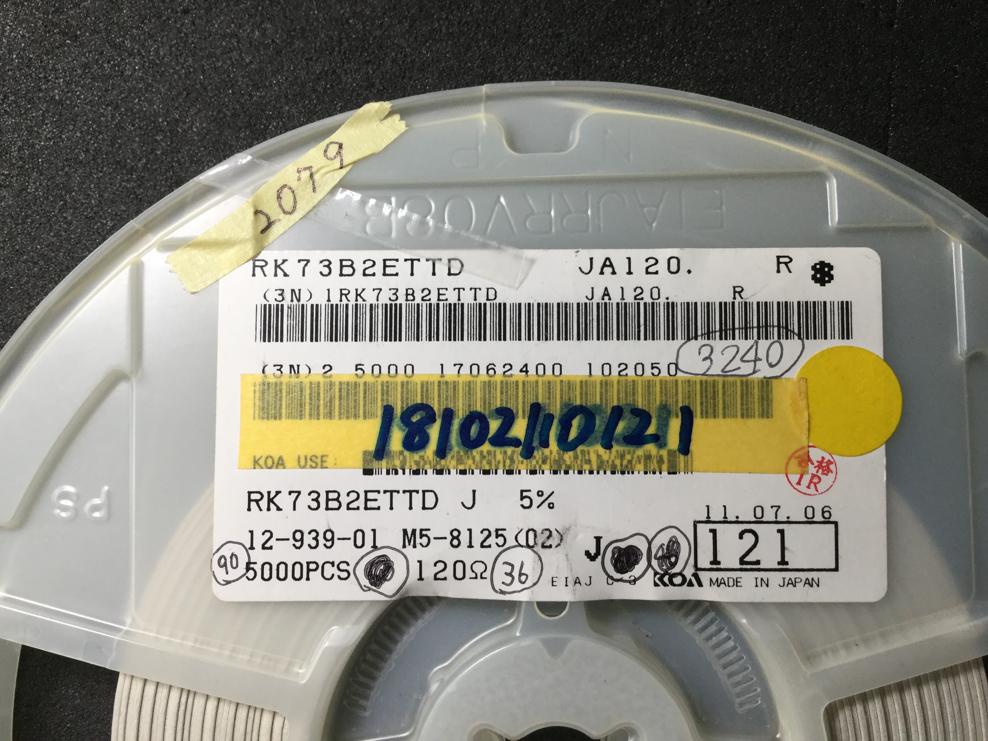 RK73B2ETTD121J