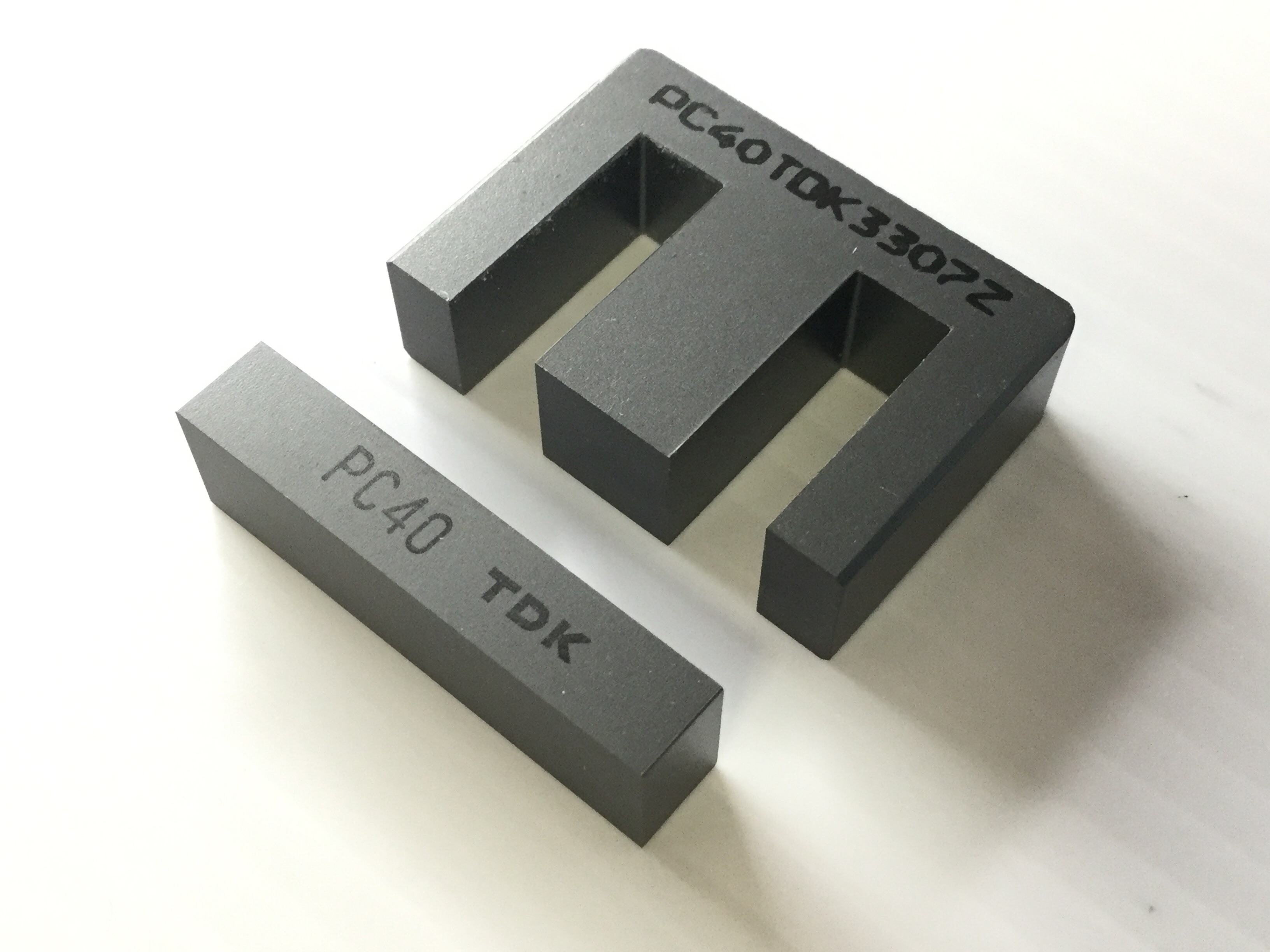 PC40EI40-Z
