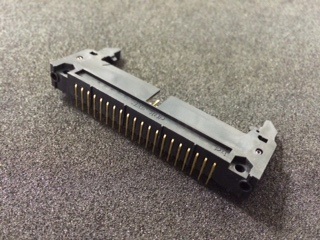 PS-40PE-D4LTI-LP1