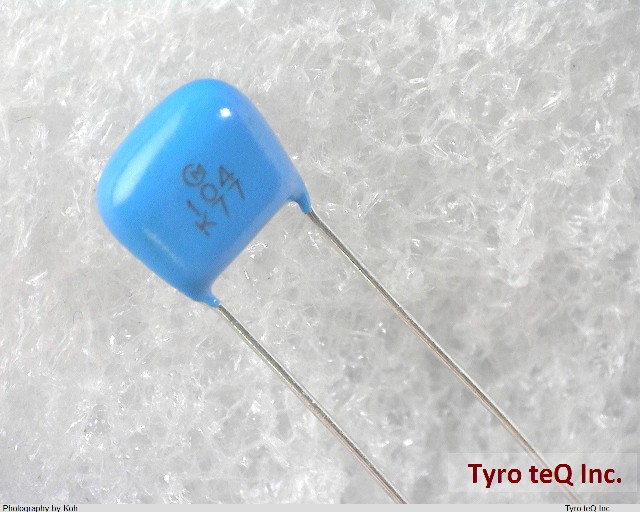 RDED72J104K5B1H03B