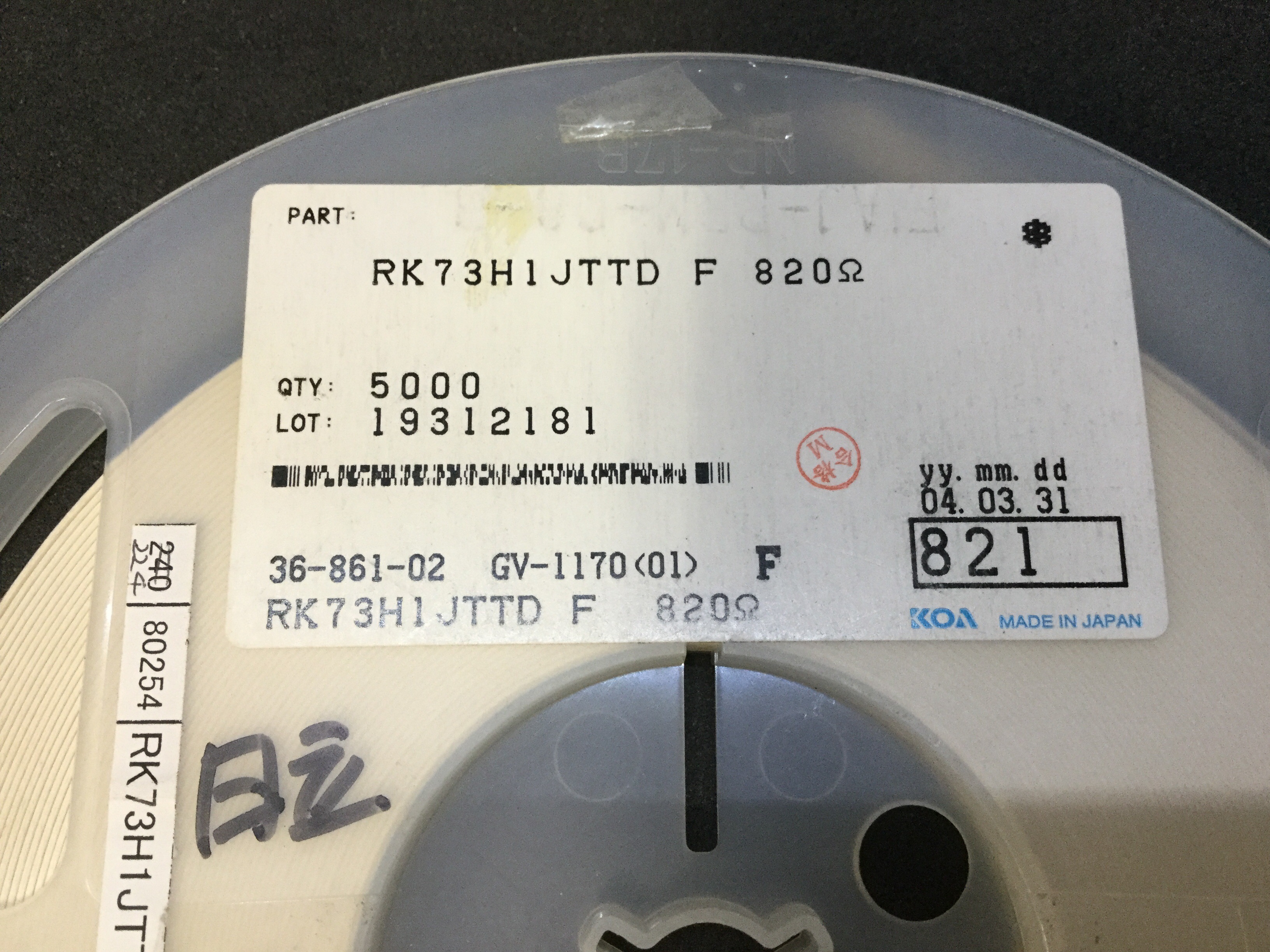 RK73H1JTTD820F