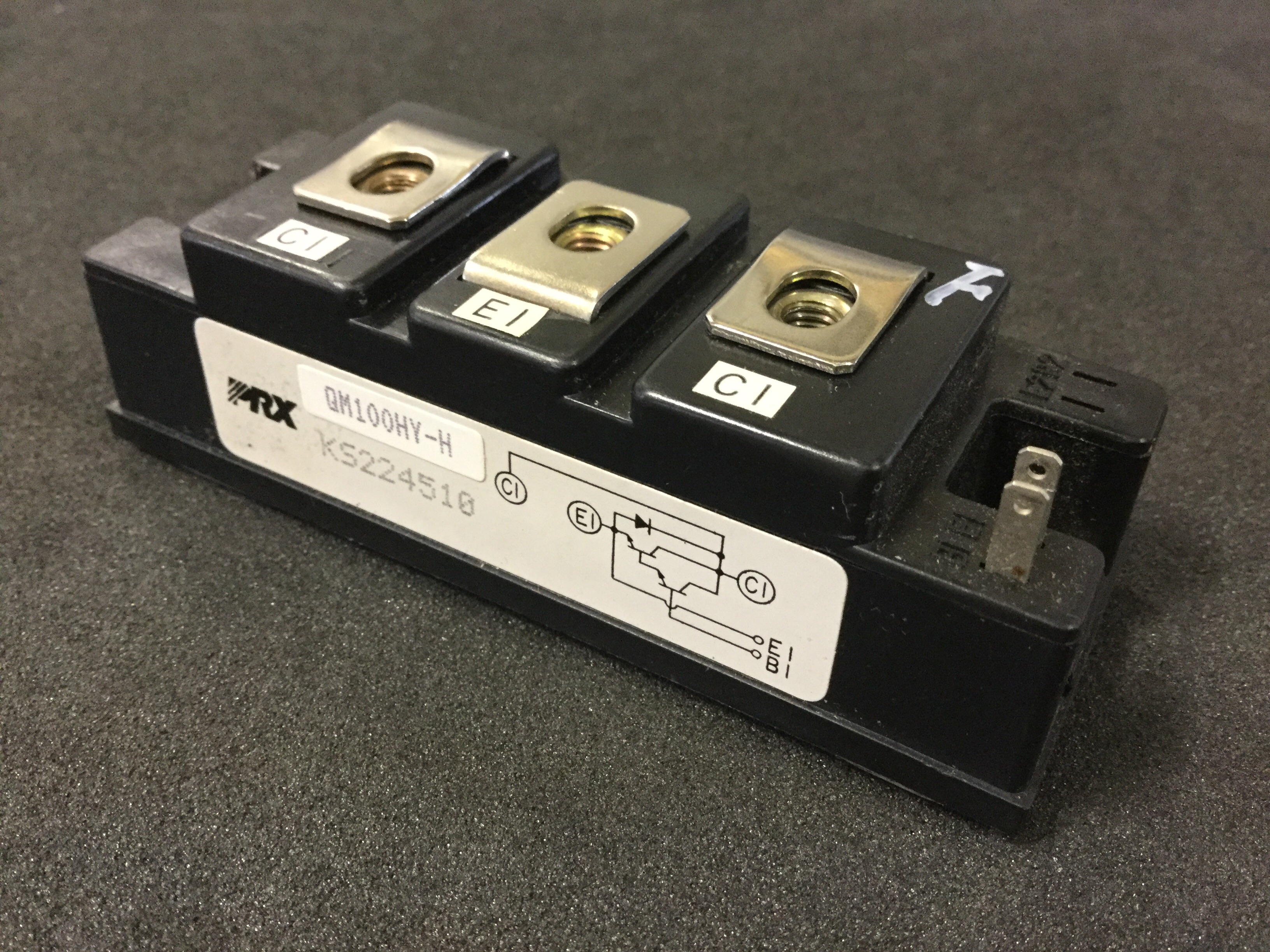 QM100HY-H