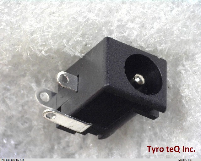 PJ-002AH