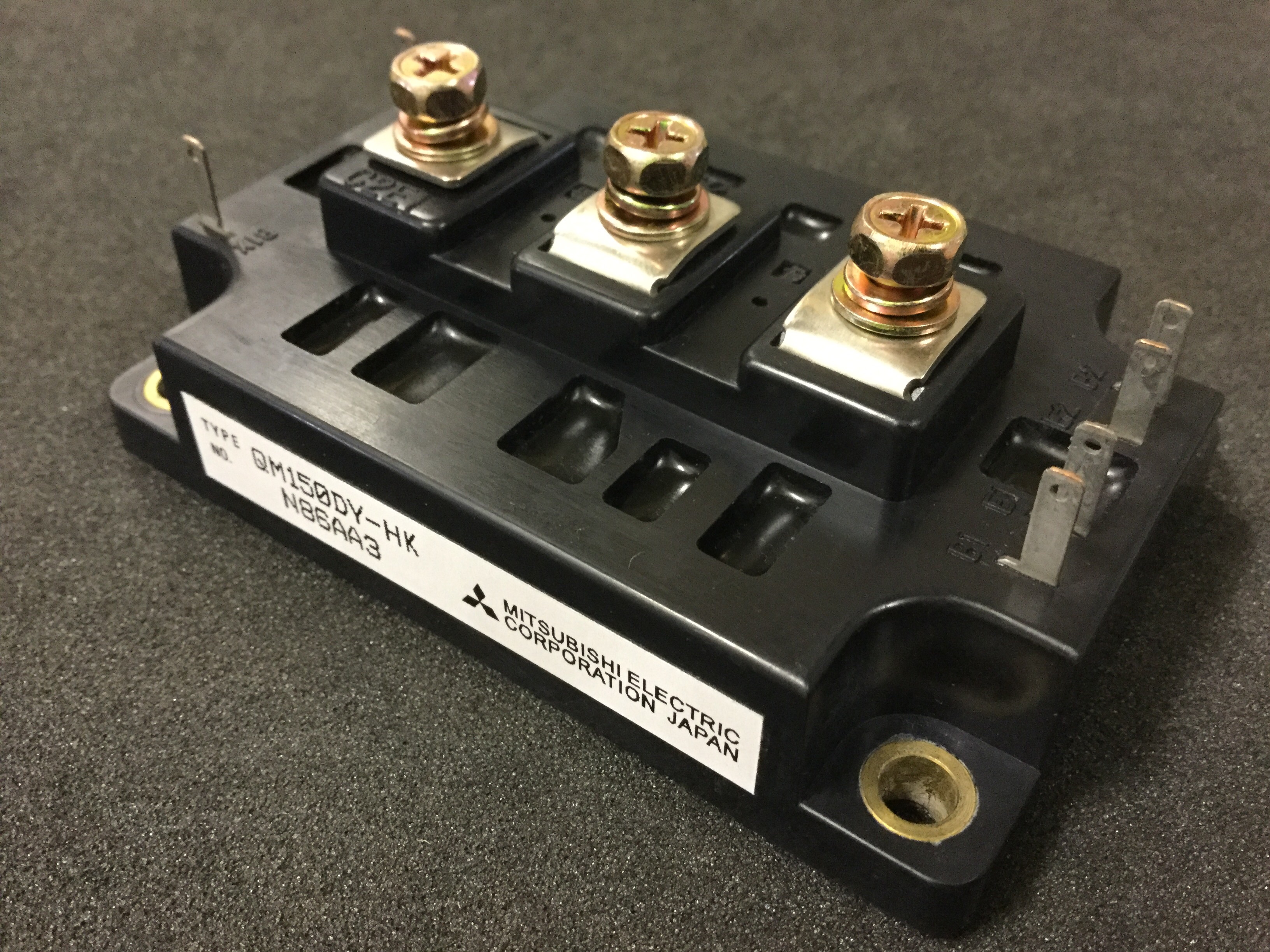 QM150DY-HK
