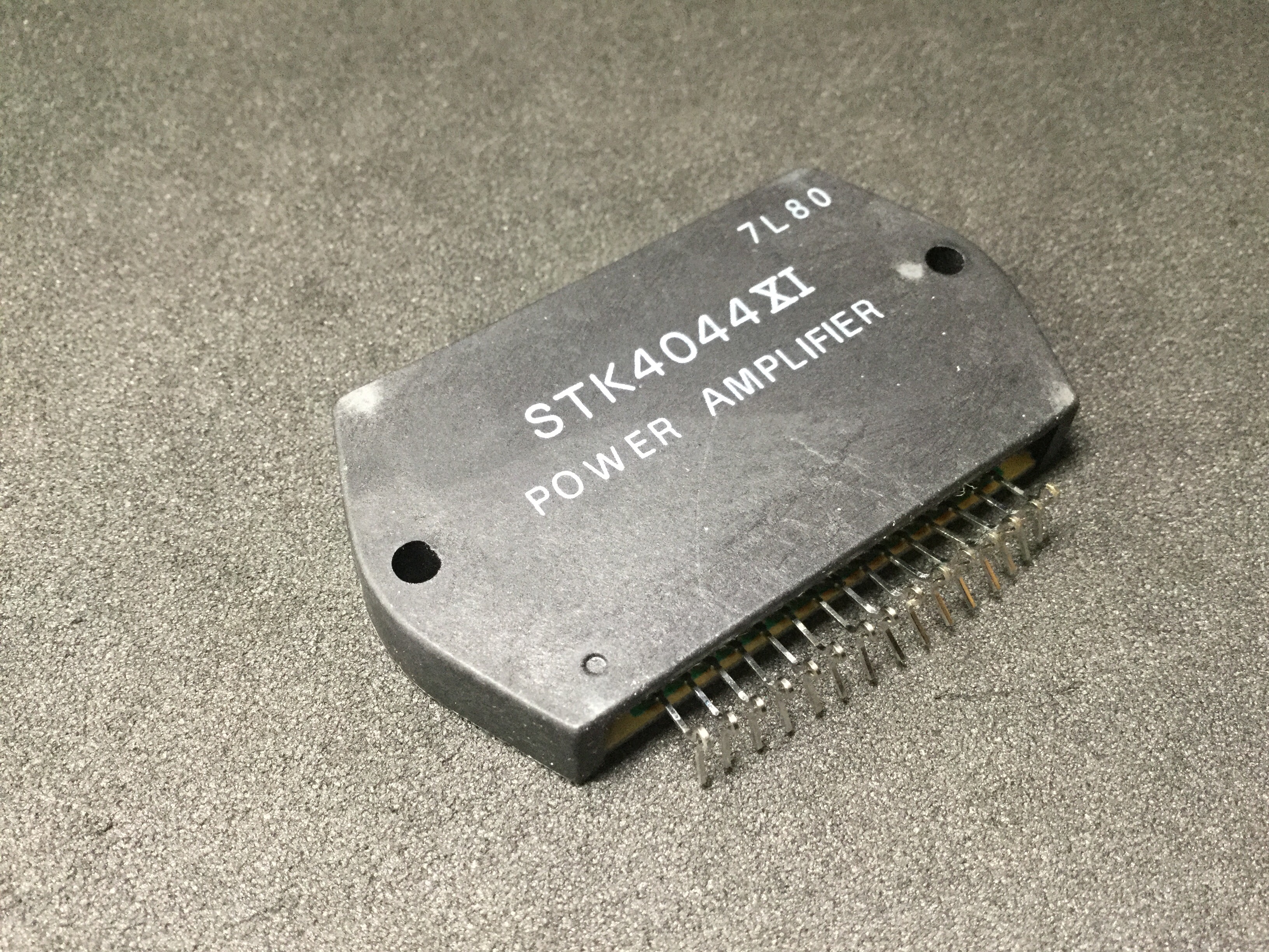 STK4044MK11