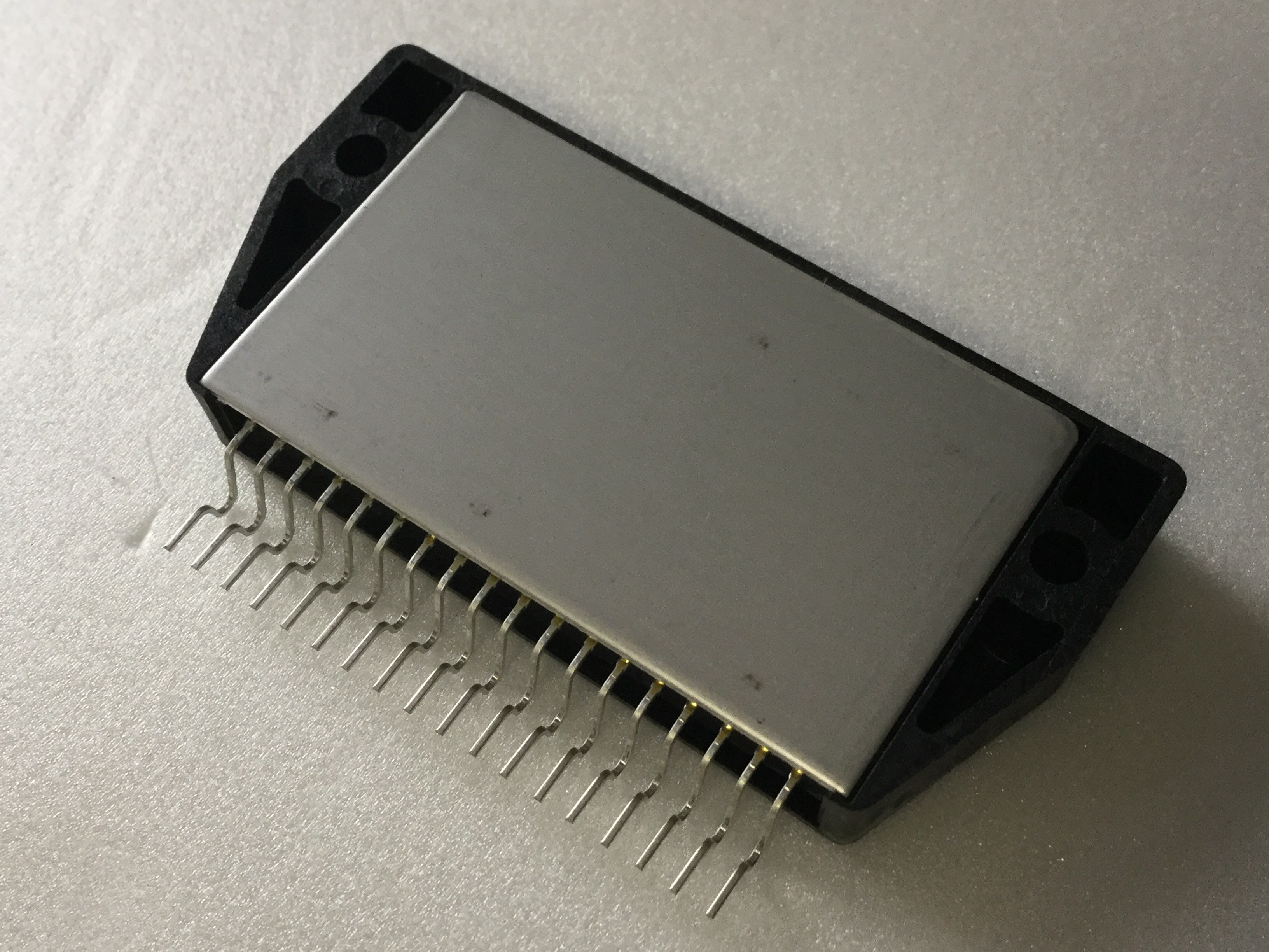 STK392-120-E