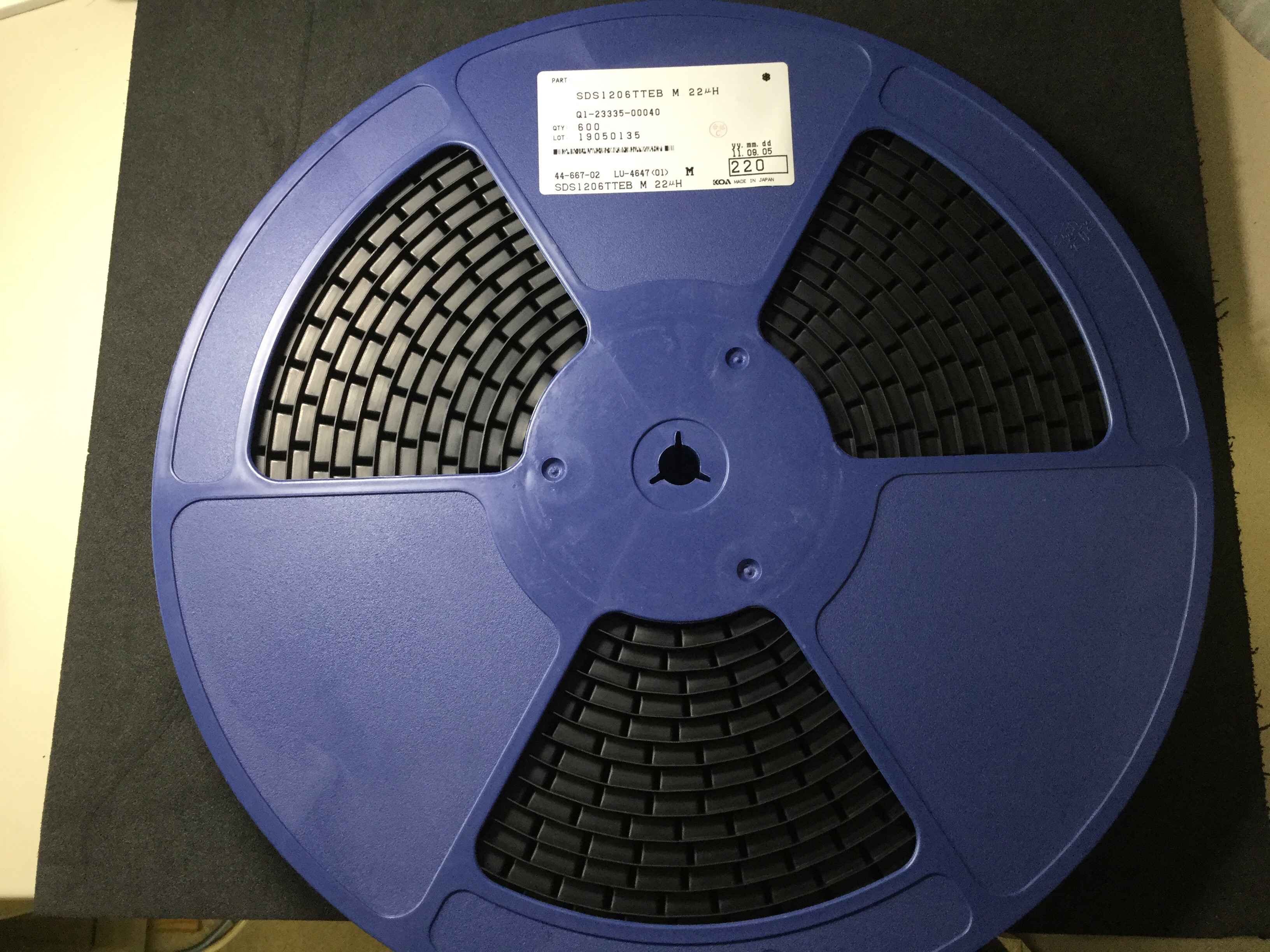 SDS1206TTEB220M