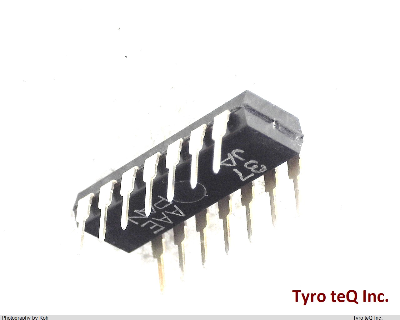 SN7437N