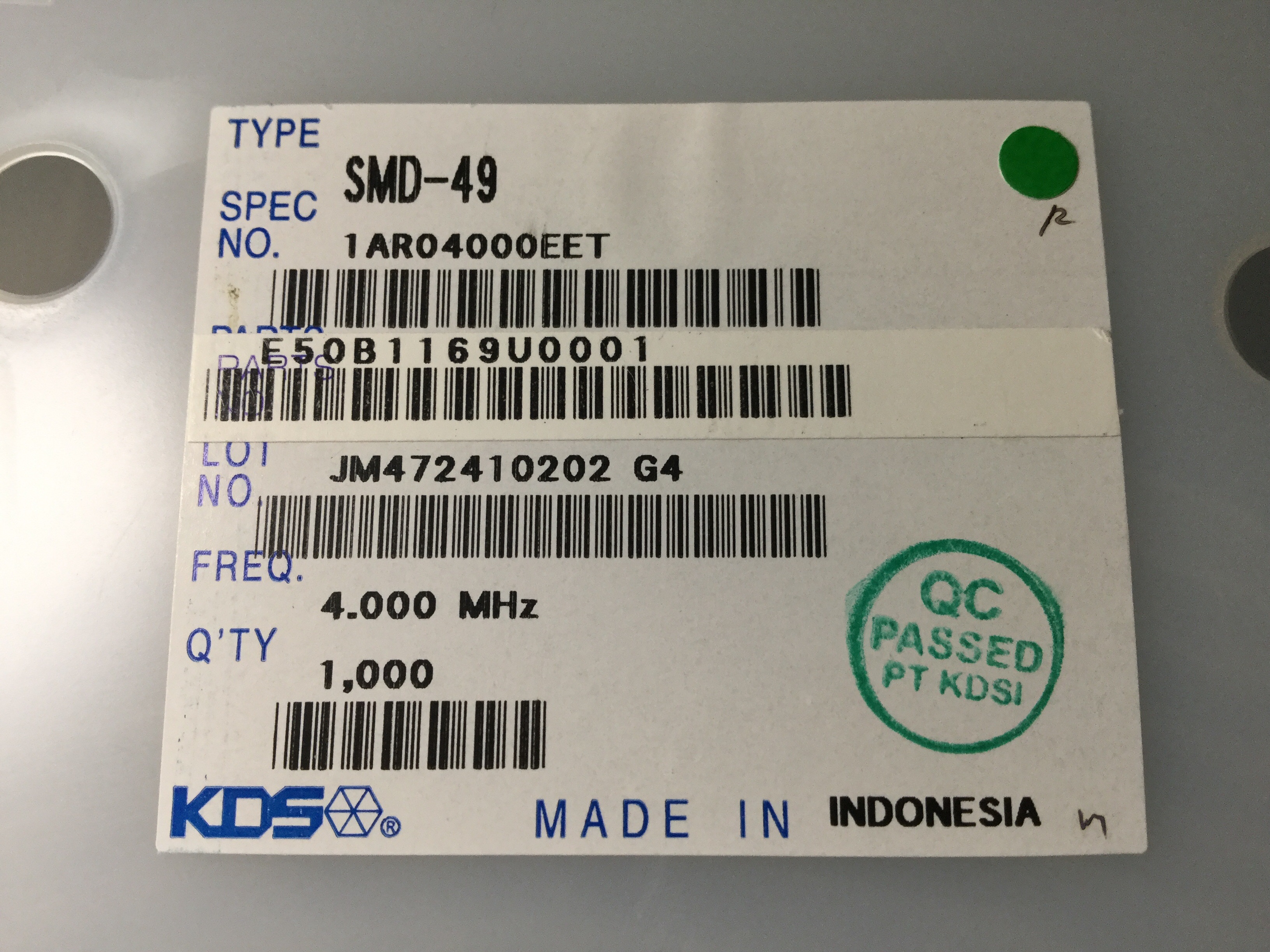 SMD-49 4.000MHZ