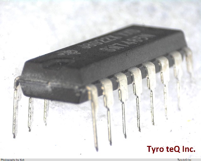 SN7485N