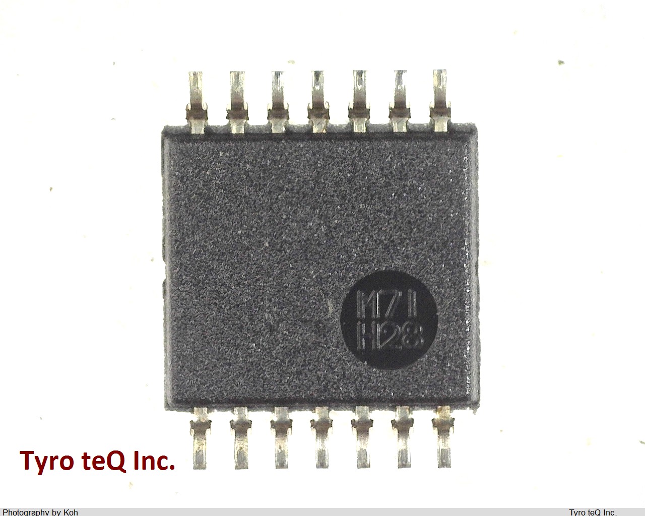 SN74LVC14APW